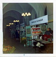 B87190-1_Max Hedenborgs Antikvariat, bogmesse, Helligåndshuset, Kbh. 1970'erne.tif