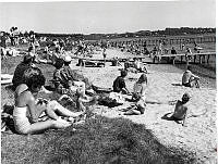B87910_Vigen strandpark, badegæster, u.å..tif
