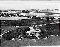 B87920_Vigen strandpark, luftfoto med Vigen Cafeteria, u.å..tif