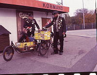B87588_Landevejsriddere v. købmanen på Køgevej.tif