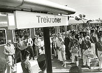 B91098_Trekroner. Indvielsen af stationen med Roskilde Garden. 1994.tif