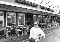 B20409_Ole Petersen, restauratør v. Paghs Cafeteria, 1977.tif